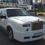 Аренда белого лимузина лимузина Rolls-Royce-Style